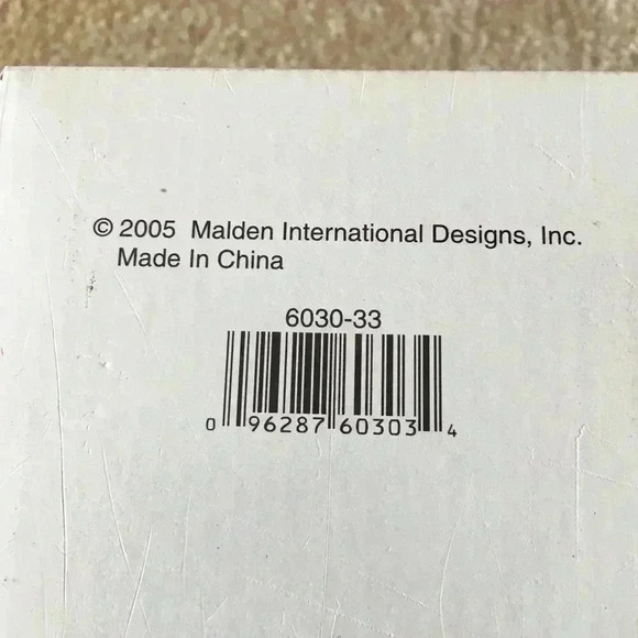 Malden Wooden Photo Cube Kids Loft Airplane Design - Picture 9 of 10